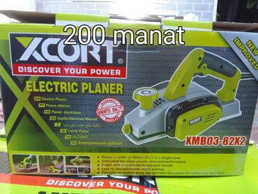 Лакокрасочные материалы: Xcort XMB03-82X2 Elektrik Rəndə - Genişlik: 82 mm (3 1/4") tək