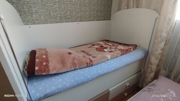 101 qizil gul ucuz: Oğlan və qız üçün, Dördbucaq, Beşik, Dəst ilə, Matras ilə, Yellənmə mexanizm ilə