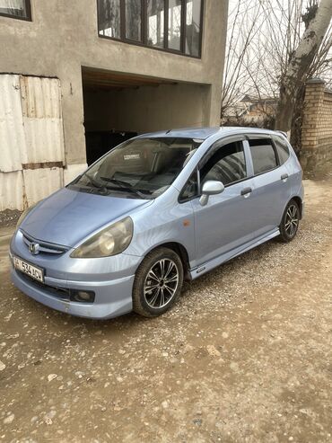 Honda: Honda Jazz: 2002 г., 1.5 л, Механика, Бензин, Хэтчбэк