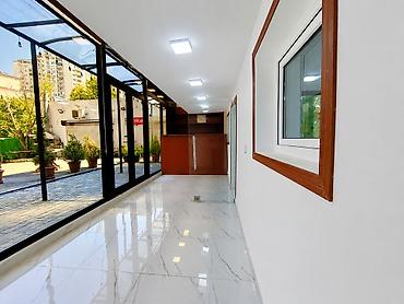 Kommersiya daşınmaz əmlakı: 🏢 MEDERA Hospitalın qarşısında Kommersiya Obyekti İcarəyə Verilir! 📍 — 2