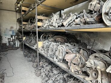 Другие детали кузова: Авторазбор .Ош .продаем Автомобильные Запчастей различных марок и — 14