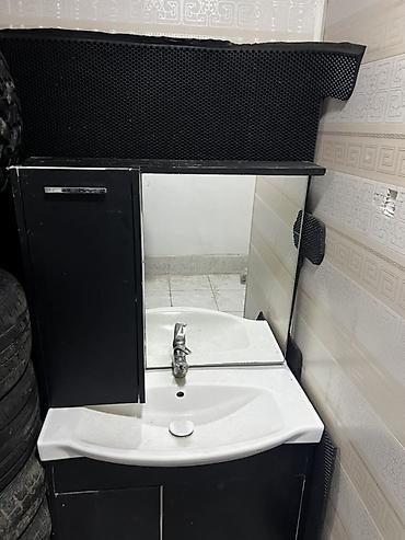 Hamam dolabları: Hamam üçün lavabo dəsti - Material: ağ keramika lavabo, qara rəngli — 4