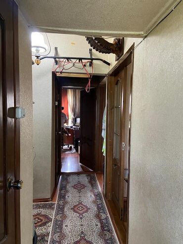 Продажа квартир: 3 комнаты, 63 м², 105 серия, 4 этаж, Косметический ремонт