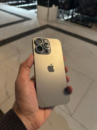 Apple iPhone: IPhone 15 Pro Max, 256 GB, White Titanium, Barmaq izi, Simsiz şarj, Face ID