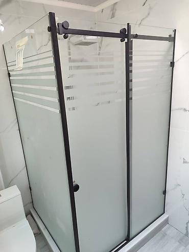 Душевые кабины: Душевая кабина Квадрат, Высота поддона: 10 см — 26