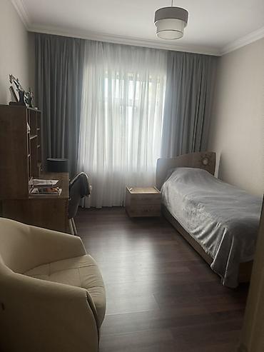 gence qapi: Uşaq/yeniyetmə otağı üçün mebel dəsti Tərkibi: - Tək nəfərlik çarpayı — 4