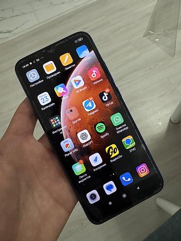 телевизор xiaomi бишкек бу: Смартфон Redmi (синего цвета) - Экран: 6.22" с каплевидным вырезом — 1