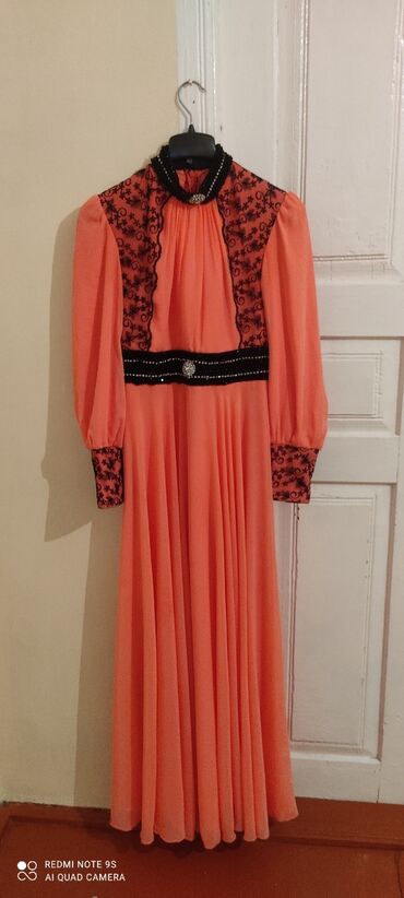 hicab donları: Вечернее платье, Макси, L (EU 40)
