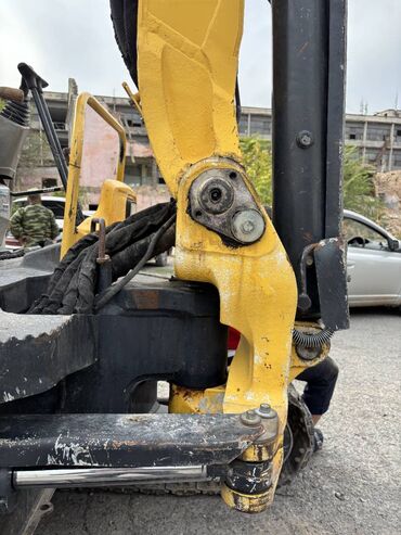 Экскаваторы: Экскаватор, 2015 г., Гусеничный — 6