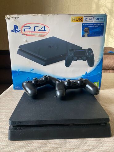 PS4 (Sony PlayStation 4): Play Station 4 Slim на 500 Гб состояние хорошее В комплекте: один