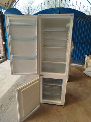 двухкамерные холодильники: Холодильник Atlant, Б/у, Двухкамерный