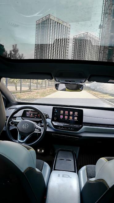 byd e1: Volkswagen ID.4: 2022 г., Кроссовер — 8