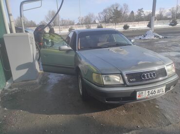 бус авто: Audi S4: 1992 г., 2.6 л, Автомат, Бензин, Седан