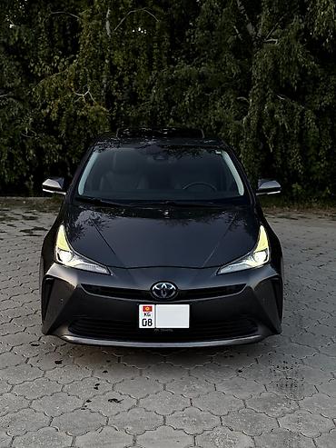 byd e6: Toyota Prius: 2019 г., 1.8 л, Автомат, Гибрид, Лифтбек — 2