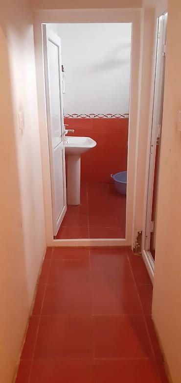 upd qesebesinde evler: 20 kv. m, 1 otaqlı, Kombi, İnternet, Telefon — 6