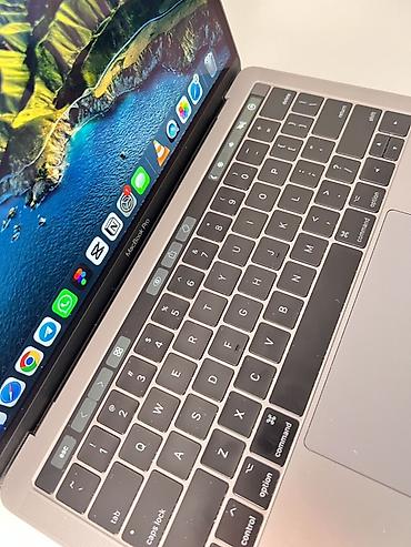 17 pro: Apple MacBook Pro 13" (2017, 4 порта Thunderbolt 3) - Дисплей — 2