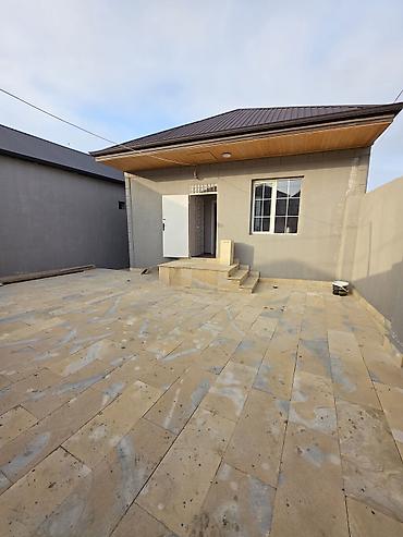 Həyət evləri və villaların satışı: Satılır: həyət evi - Tərtibat: Bir mərtəbəli, ayrıca həyəti olan — 4