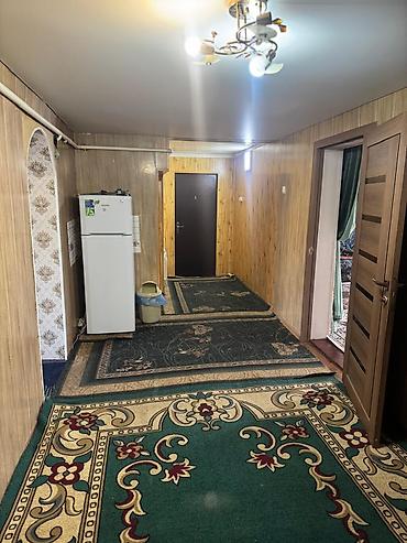 Продажа коттеджей и домов: Продаётся отдельный жилой дом с двориком и навесом для авто. - — 6