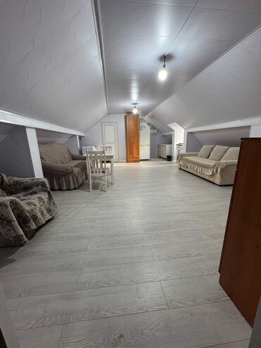 дом на квартиру: 90 м², 2 комнаты