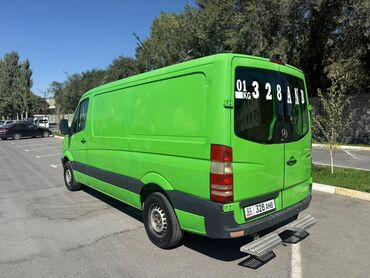 Легкий грузовой транспорт: Легкий грузовик, Mercedes-Benz — 4