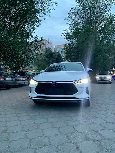 BYD: BYD : 2020 г., Автомат, Электромобиль, Седан — 5