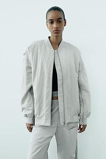 Бомберы: Бомбер оверсайз ZARA оригинал - Необычный фасон, выделит вас из — 1