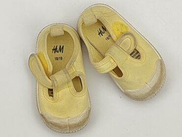 trampki dzieciece: Slippers H&M, 19, Used