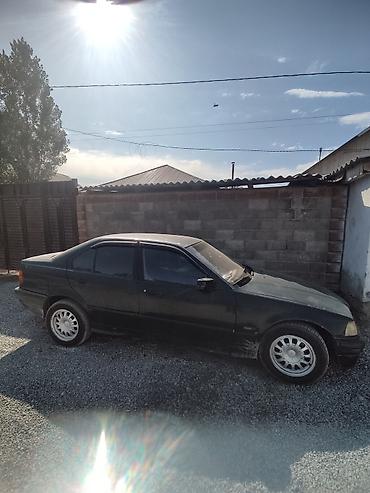 BMW: BMW M3: 1992 г., 1.8 л, Кол менен иштөөчү, Бензин, Седан — 2