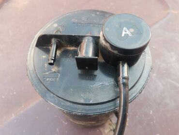 Auto delovi: Kanister apsorber benzinskih para Lada 21214i Niva. Polovno, ocuvano — 5