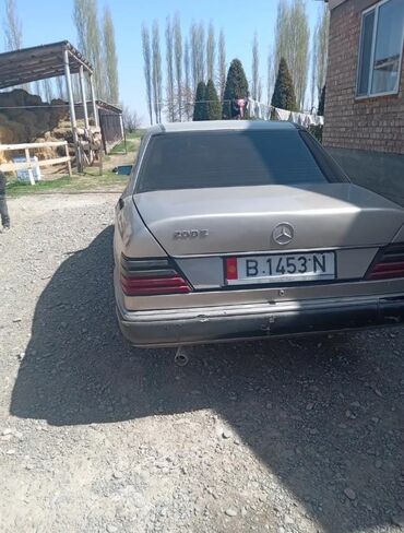 авто в рассрочку без банка без первоначального взноса в бишкеке: Mercedes-Benz W124: 1988 г., 2.3 л, Механика, Бензин, Седан