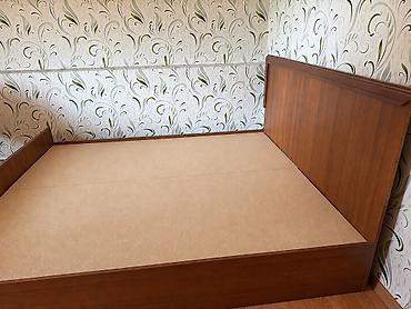 bunk bed: Двуспальная кровать с высоким изголовьем под натуральное дерево — 1