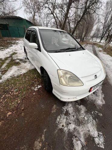 honda civic машина: Продаю хонда цивик .
год 2001 белый. 
тел