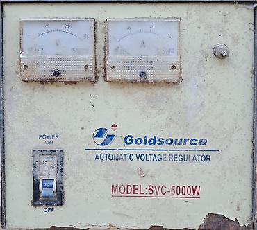 Goldsource Automatic Voltage Regulator – Model: SVC-5000W Əsas