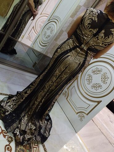 Ziyafət donları: Zərif axşam/gecə geyimi - Rənglər: qara və şampan/bej tonlarında - — 4