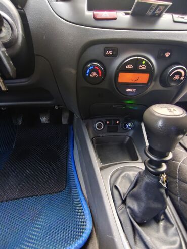 Kia: Kia Rio: 2006 г., 1.4 л, Механика, Бензин, Хэтчбэк — 11