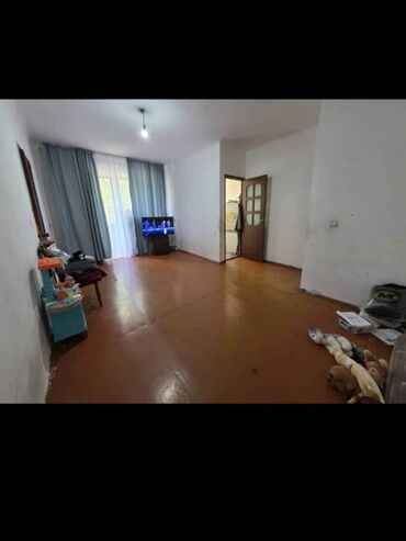 купить квартиру в токмоке: 2 комнаты, 48 м², Индивидуалка, 2 этаж, Косметический ремонт