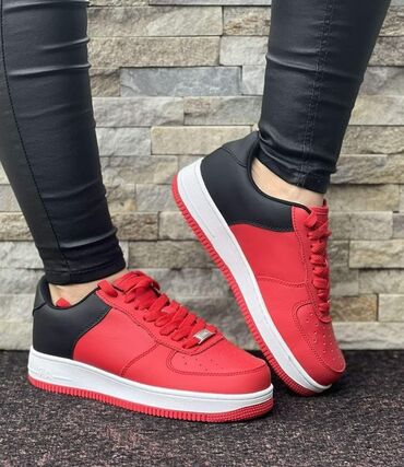 Women's Sneakers and athletic shoes: 41 — 9