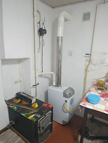 Продажа коттеджей и домов: Дом продаю город кант ул. Люксембург 41, дом топим печкай и газовым — 12