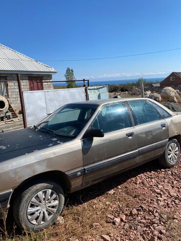 торпеда пассат б3: Audi 100: 1990 г., Седан