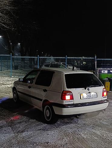 Volkswagen: Volkswagen Golf: 1993 г., 1.8 л, Механика, Бензин, Хэтчбэк — 4