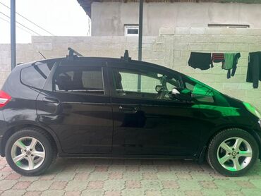 хонда фит кара суу: Honda Fit: 2010 г., 1.3 л, Вариатор, Бензин, Универсал