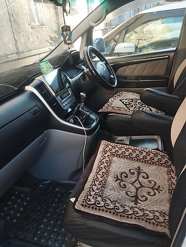 highlander 2: Toyota Alphard: 2004 г., Автомат, Газ, Минивэн — 3