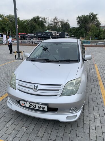 купить авто с кореи бу: Toyota ist: 2004 г., 1.5 л, Автомат, Бензин, Хэтчбэк