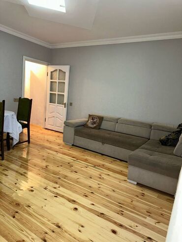 Mənzil kirayələyirəm: 3 otaqlı, 85 kv. m — 3