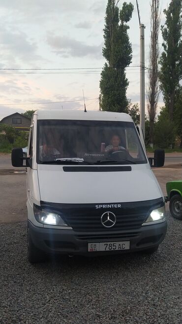 продаю спиринтер: Mercedes-Benz Sprinter: 2002 г., 2.2 л, Механика, Дизель, Бус