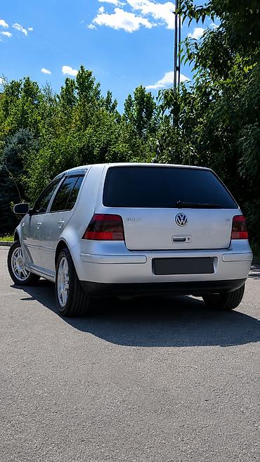 Volkswagen Golf: 2002 г., 1.6 л, Кол менен иштөөчү, Бензин, Седан — 2