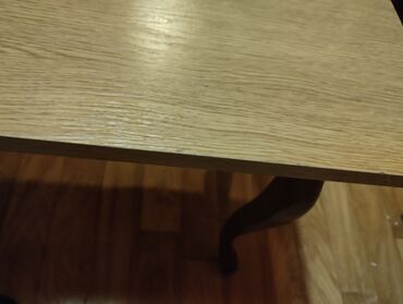 veliki okrugli stolovi: Klub sto, Pravougaoni, Upotrebljenо