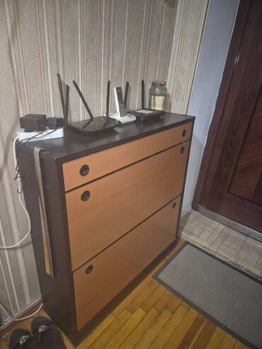 Qonaq otağı dəstləri: İşlənmiş, Servant, Dolab, Jurnal masası, Kredit yoxdur — 3