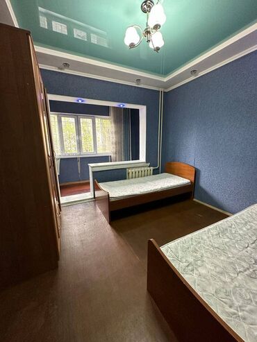 недвижимость в токмоке: 3 комнаты, 61 м², 105 серия, 2 этаж, Старый ремонт
