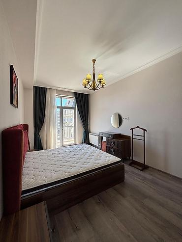 tecili ev satilir 2020: İcarəyə verilir 4 otaqlı yeni tikili 210 m², Ağ şəhər q. Kateqoriya — 6